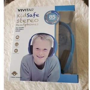 Blue Kidsafe headphones